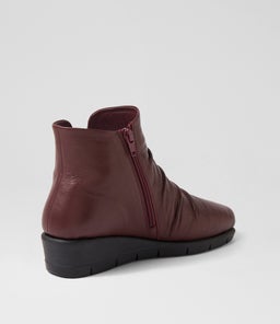 MAXIE SU WINE LEATHER