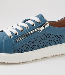 ZARINA SU DENIM WHITE SOLE LEATHER