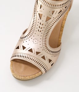 ALAIN SU PALE ROSE GOLD LEATHER