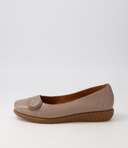 NANIEN SU TAUPE GUM SOLE LEATHER