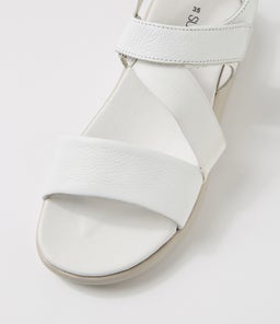 WAYS SU OFF WHITE LEATHER