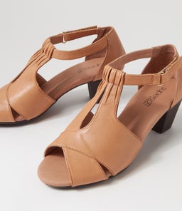 ISSIA SU DK TAN LEATHER