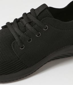 ASSERTIVE SU BLACK BLACK SOLE KNIT