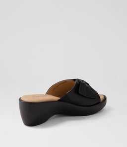 BLESSED SU BLACK LEATHER