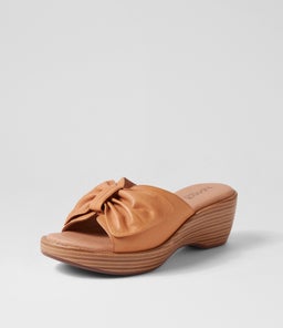 BLESSED SU DK TAN LEATHER