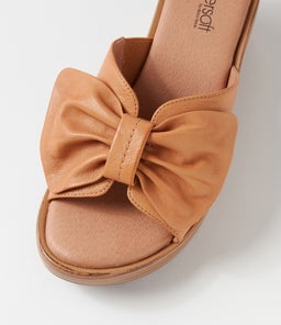BLESSED SU DK TAN LEATHER