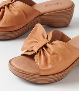 BLESSED SU DK TAN LEATHER
