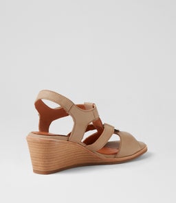 POLICY SU LT TAUPE LEATHER