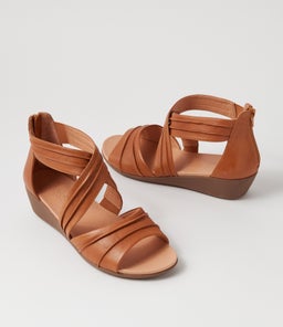 JELLI SU DK TAN GUM SOLE LEATHER