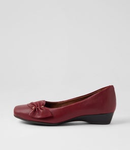 REVERSE SU CHERRY LEATHER