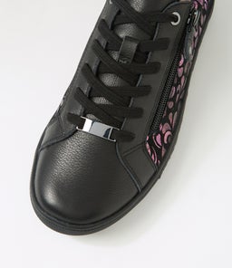 EVONE SU BLACK BLACK PETAL LEATHER SUEDE