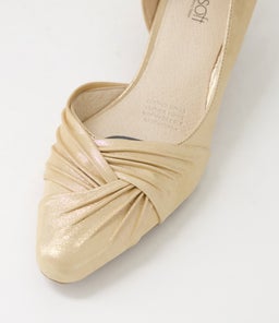 LESSHE SU PLATINUM COVERED HEEL SUEDE
