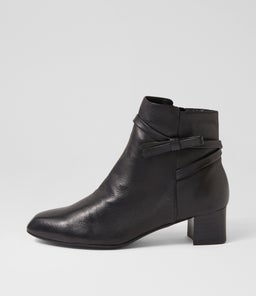 MARSHAS SU BLACK LEATHER