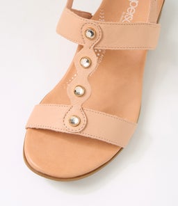 CARISON SU DK NUDE CLEAR JEWELS LEATHER