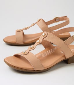 CARISON SU DK NUDE CLEAR JEWELS LEATHER