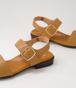 CLARISS SU DK TAN LEATHER