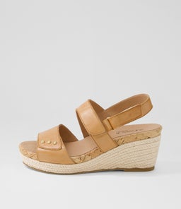 CARRIES SU DK TAN LEATHER