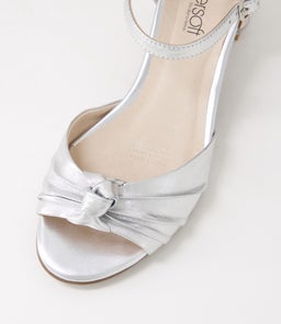 CORRIN SU SILVER LEATHER
