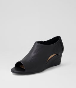 SHAI SU BLACK LEATHER