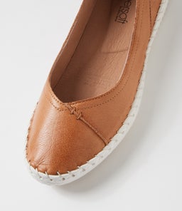 WAYSON SU DK TAN LEATHER