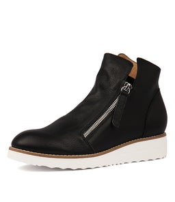OHMY BLACK LEATHER