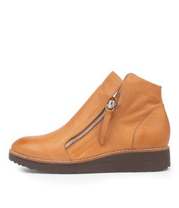 OHMY DK TAN CHOC SOLE LEATHER