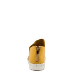 KAMPER TO YELLOW WHITE SOLE TUMBLE LEATHER