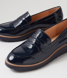 OLEY TO NAVY NAVY SOLE PATENT LEATHER