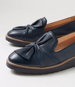 OCLEM LRG NAVY NAVY SOLE LEATHER