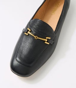 MYRAH TO BLACK LEATHER