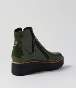 NENE TO KHAKI BLACK SOLE PATENT LEATHER