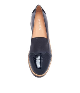 ORCHIDY TO NAVY NAVY PATENT LEATHER