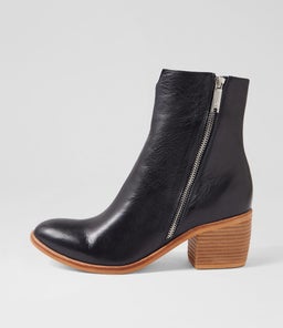 OLAN TO NAVY LEATHER