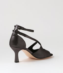 LANYEY TO BLACK SHIMMER LEATHER