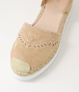 WITTENY TO LATTE TAN SUEDE LEATHER