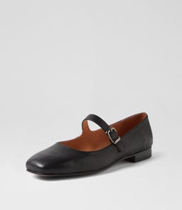 PEETTA TO BLACK LEATHER