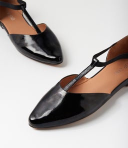 SADDIE TO BLACK PATENT LEATHER