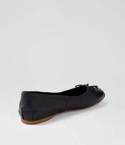 AYDAS TO BLACK LEATHER