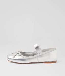 AILAHS TO SILVER LEATHER
