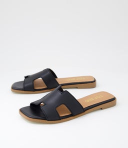 LYCHA TO BLACK LEATHER