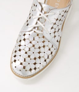 OTAY TO SILVER WHITE SOLE CRUSH LEATHER