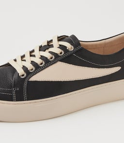 DOWENS TO BLACK VANILLA LEATHER