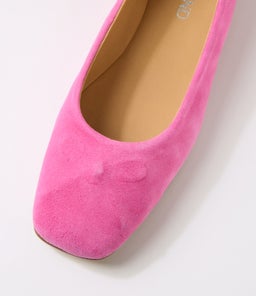 PRELLA TO LIPSTICK SUEDE