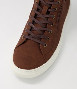 KELLY UN CHOCOLATE NUBUCK PU