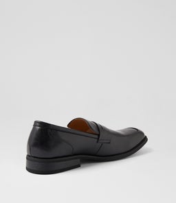 CLANCY UN BLACK SMOOTH