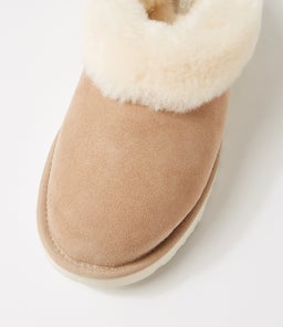 CLASSIC SLIPPER II UU SAND SHEEPSKIN