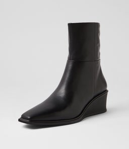 AINO WEDGE BOOT VB BLACK LEATHER