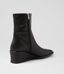 AINO WEDGE BOOT VB BLACK LEATHER