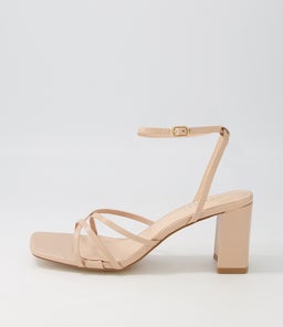 NAKITA VE NUDE SMOOTH