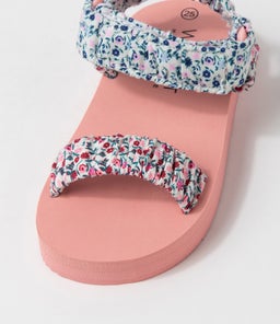 COCO SANDAL TOT WA BLOSSOM FLOWER CANVAS